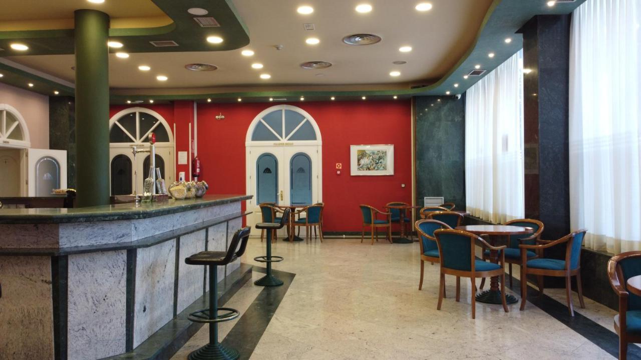 Checkin Madrid Parla Hotel Exterior foto