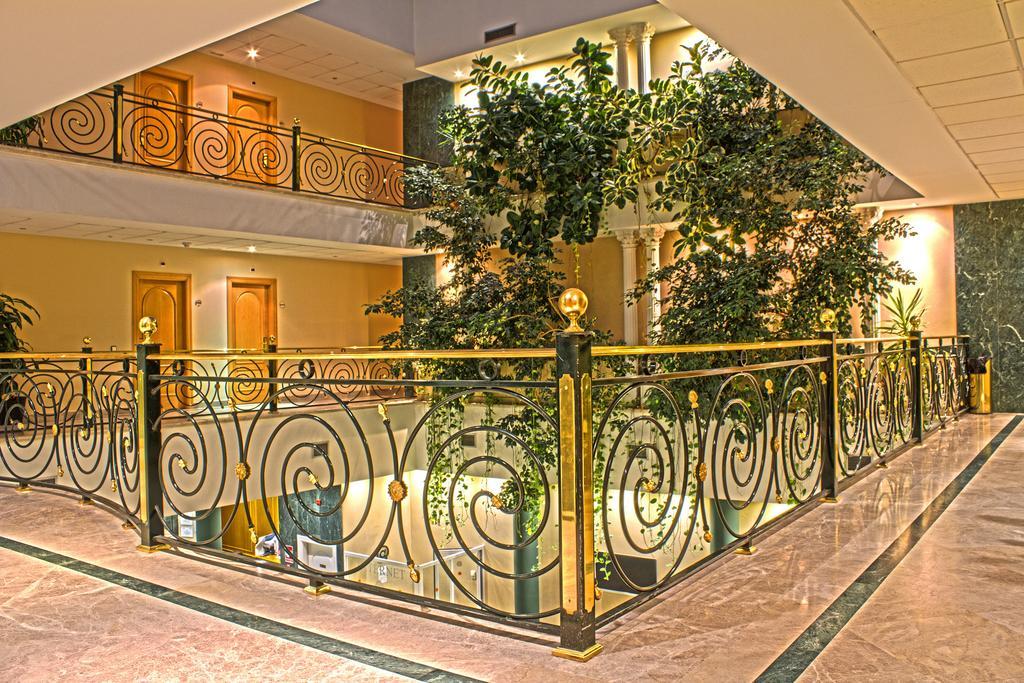 Checkin Madrid Parla Hotel Exterior foto